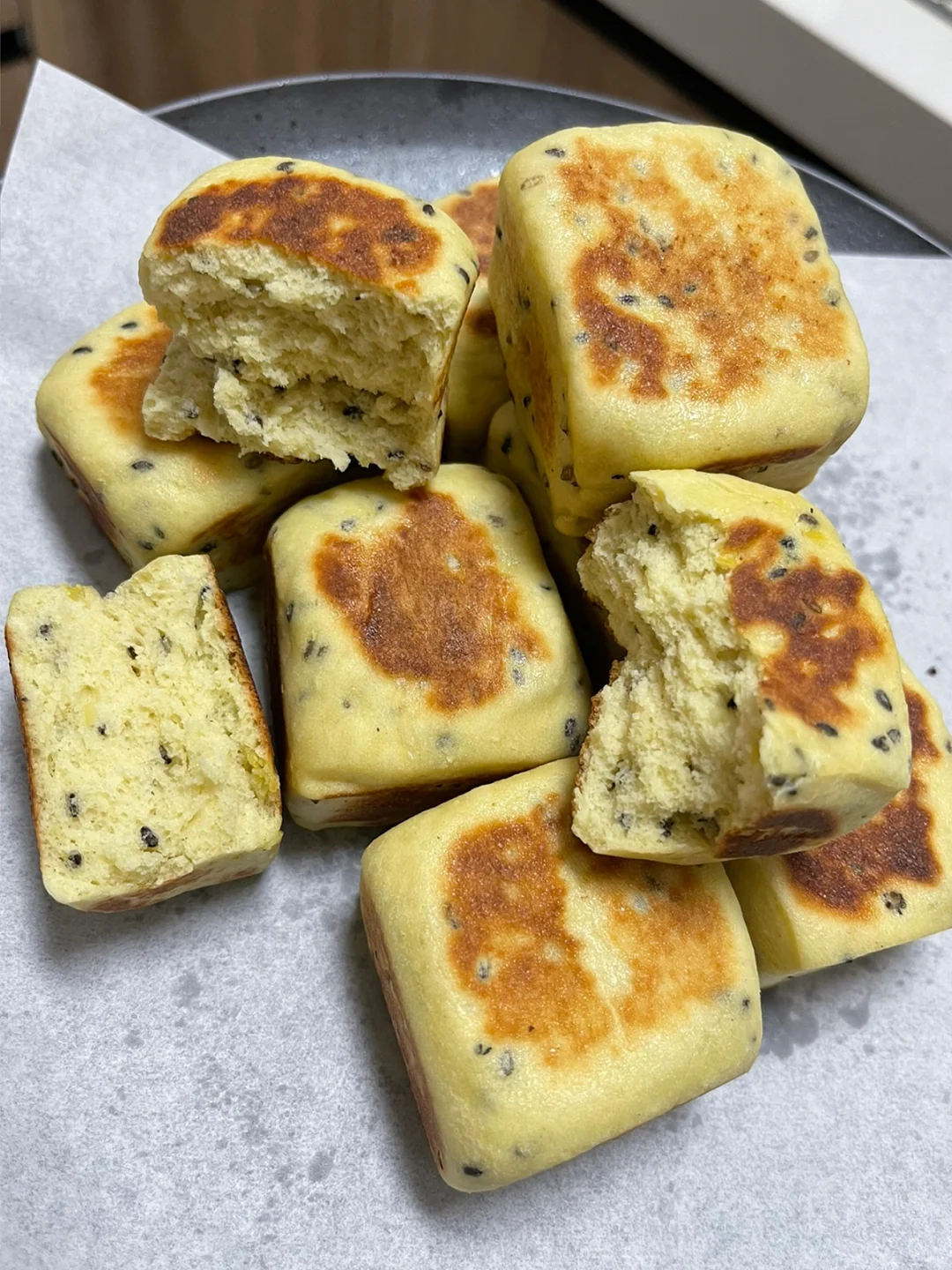 吃痩不饿瘦…快试试芝麻红薯软煎饼