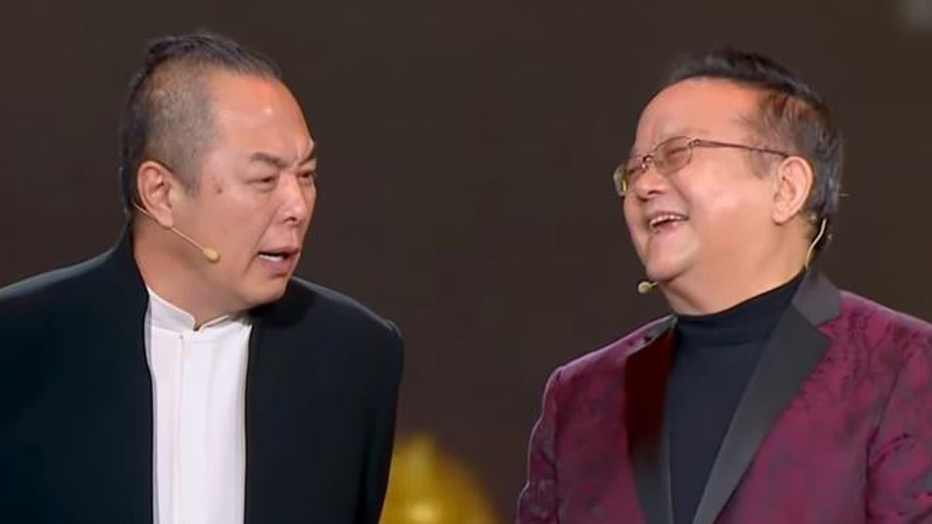 王刚这嘴真够损的，吐槽张国立是综艺咖，张铁林笑不活丨品质盛典