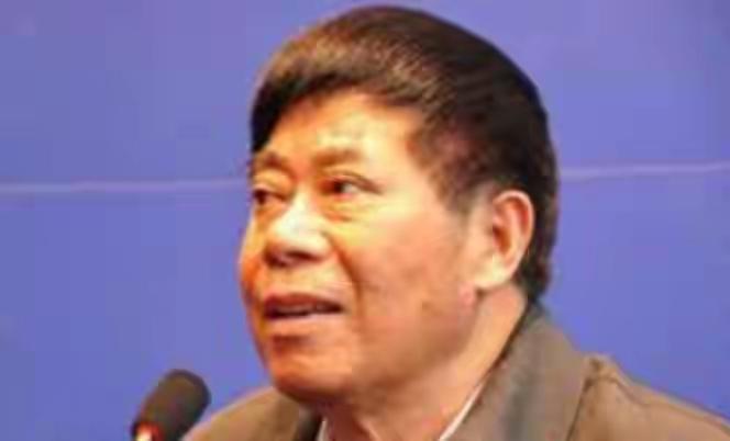 1982年，保卫干事持枪劫持外宾专机逼飞台湾，结果被两个飞行员用一句话骗得团团转