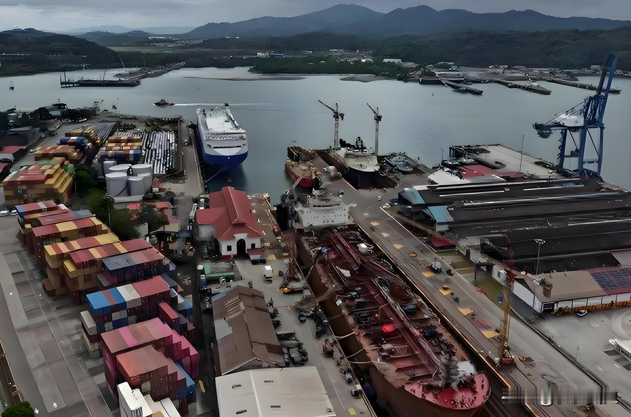 中国被西方道德绑架了吗？
2月23日，巴拿马政府强行接管中方运营港口，再度撕开国