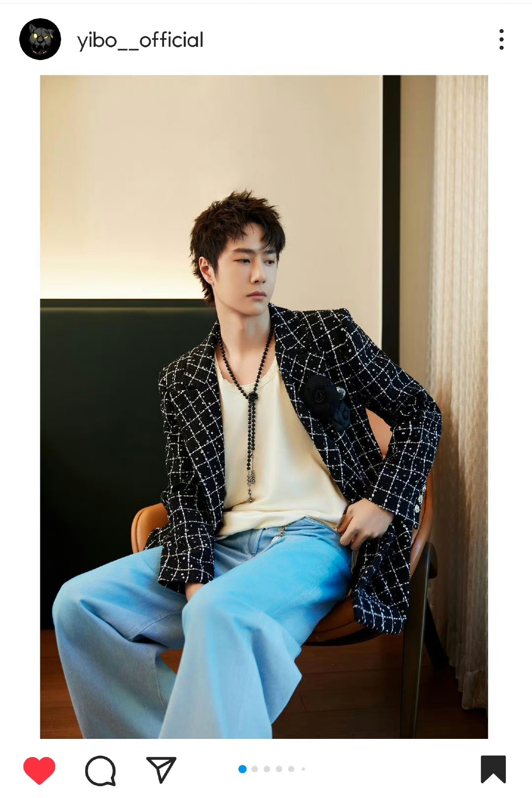 王一博YIBO-OFFICIAL ins 更新6张#王一博 不能##王一博# ​
