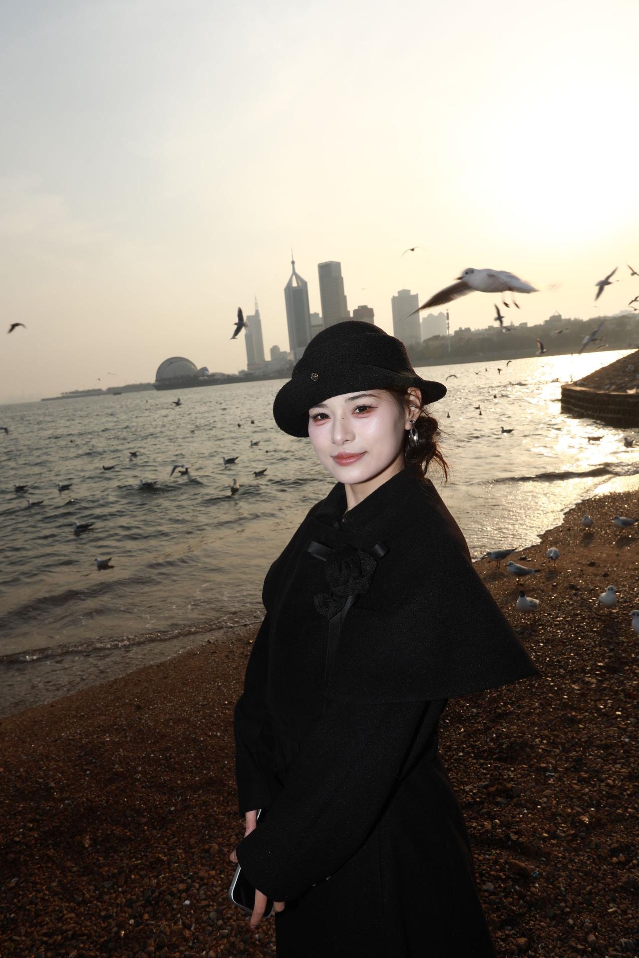 海边随拍！人像摄影约拍跟拍原创摄影 站在海边的你  女孩与海 安徽美女在青岛