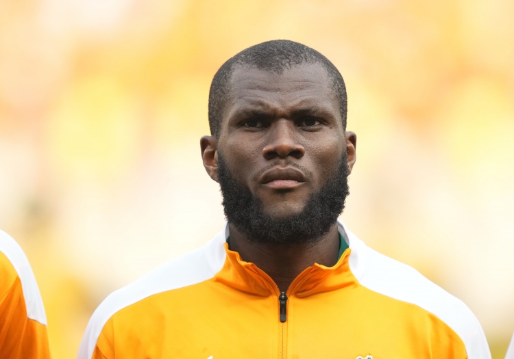 记者：吉达国民已向凯西提交续约报价，尤文将持续关注球员动态