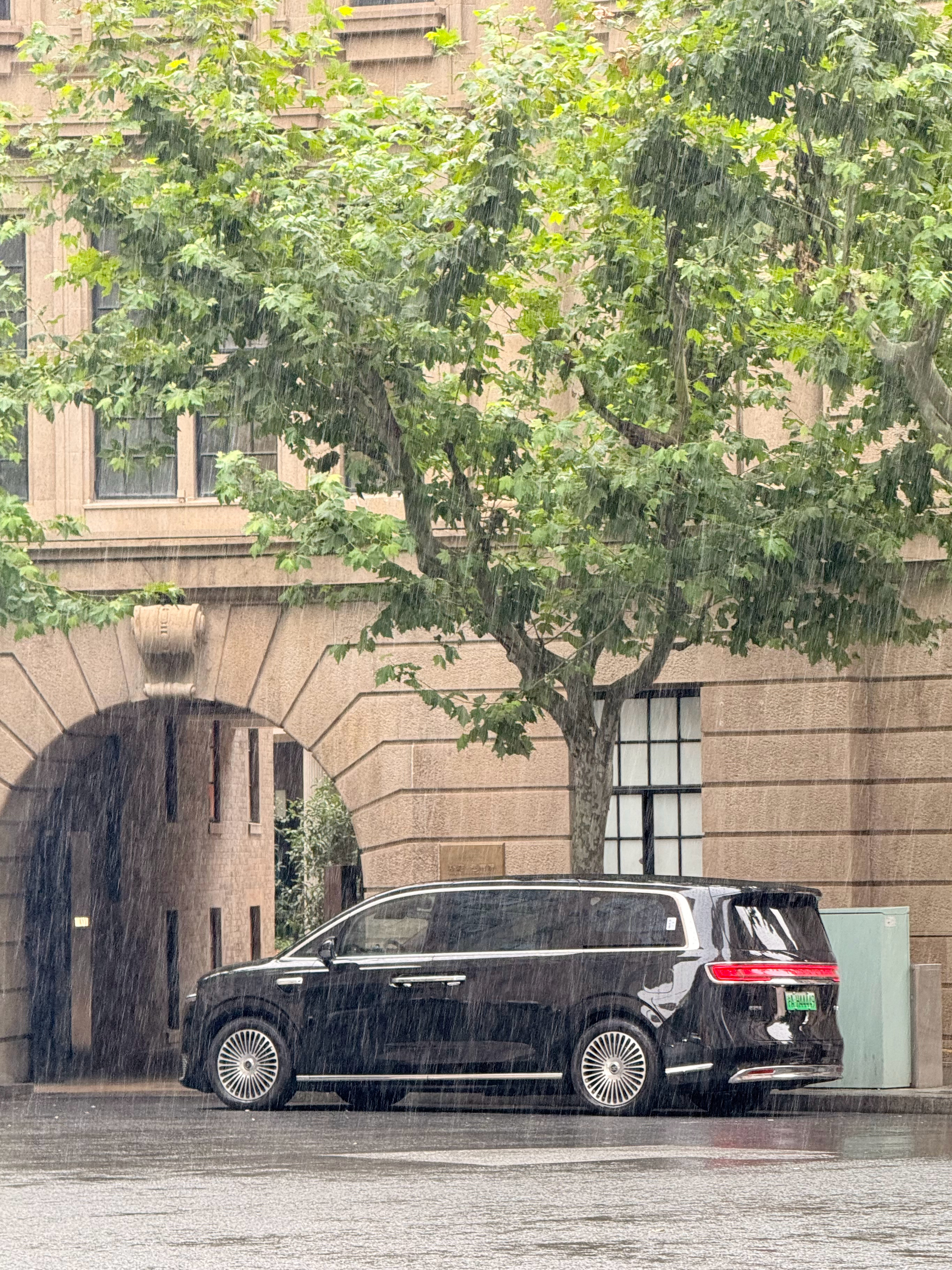 能见度起来了确实挺尊智界v9