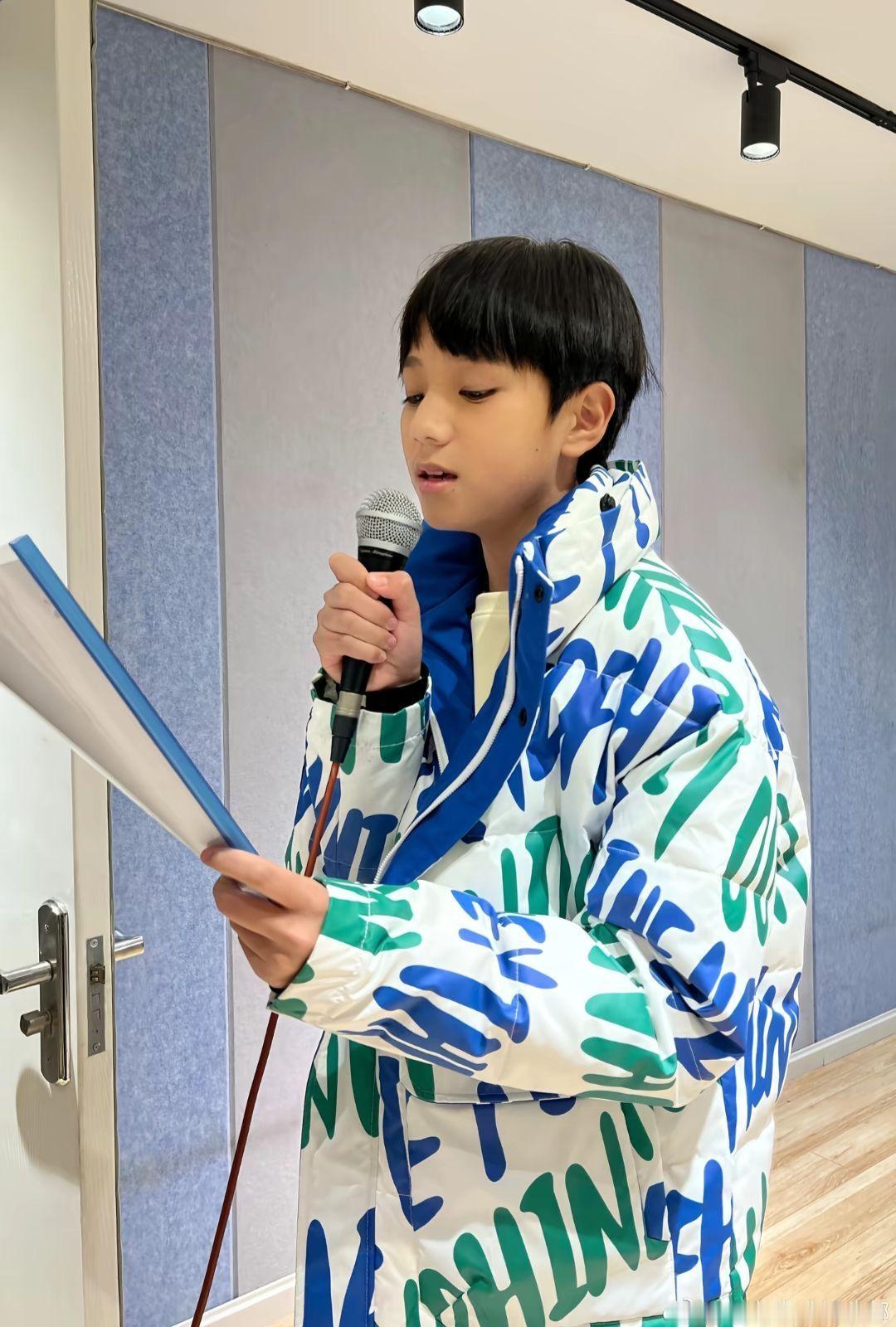 一步一步走过你的孩子气王橹杰