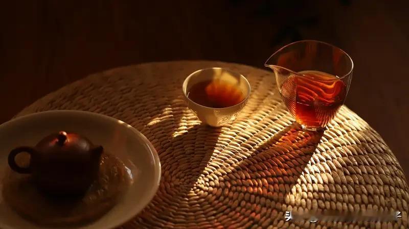 人是忙点好，还是闲点好？这真是个让人纠结的问题。人要是太闲，心就容易乱。老祖宗说