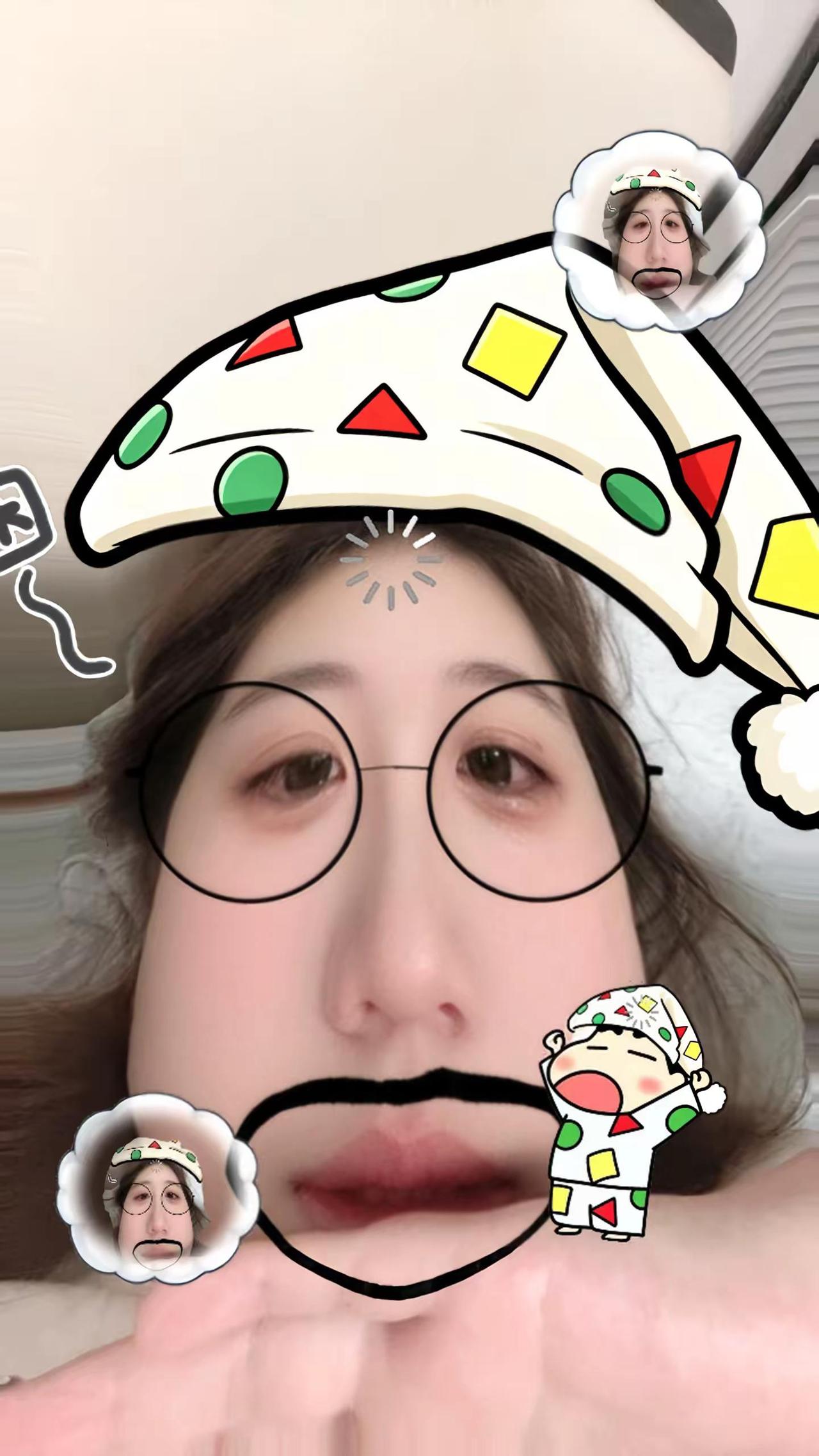 今天看了那个王金浩女朋友发的三周年那个视频  因为有同样的经历 给我看的直哭 就