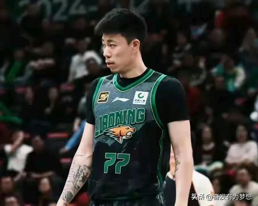 辽宁球迷说张镇麟肯定会续约辽宁队，我看未必，只要触发以下3个条件中一个，张镇麟都