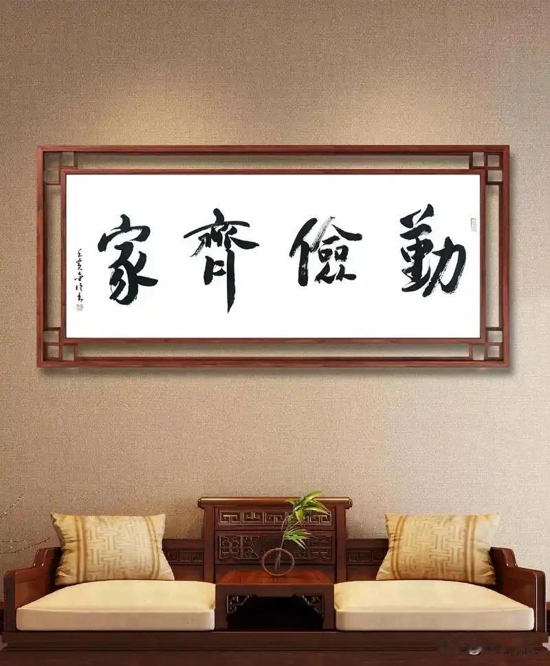 现在的年轻人，在花钱上总是大手大脚，不知大家有没有同感。随心所欲购物，不考虑轻重