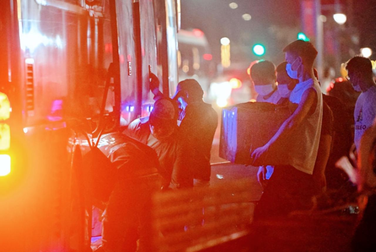 柬埔寨这次是玩真的，首相洪玛奈直接下了死命令，撂下话今年4月底前，必须把境内所有