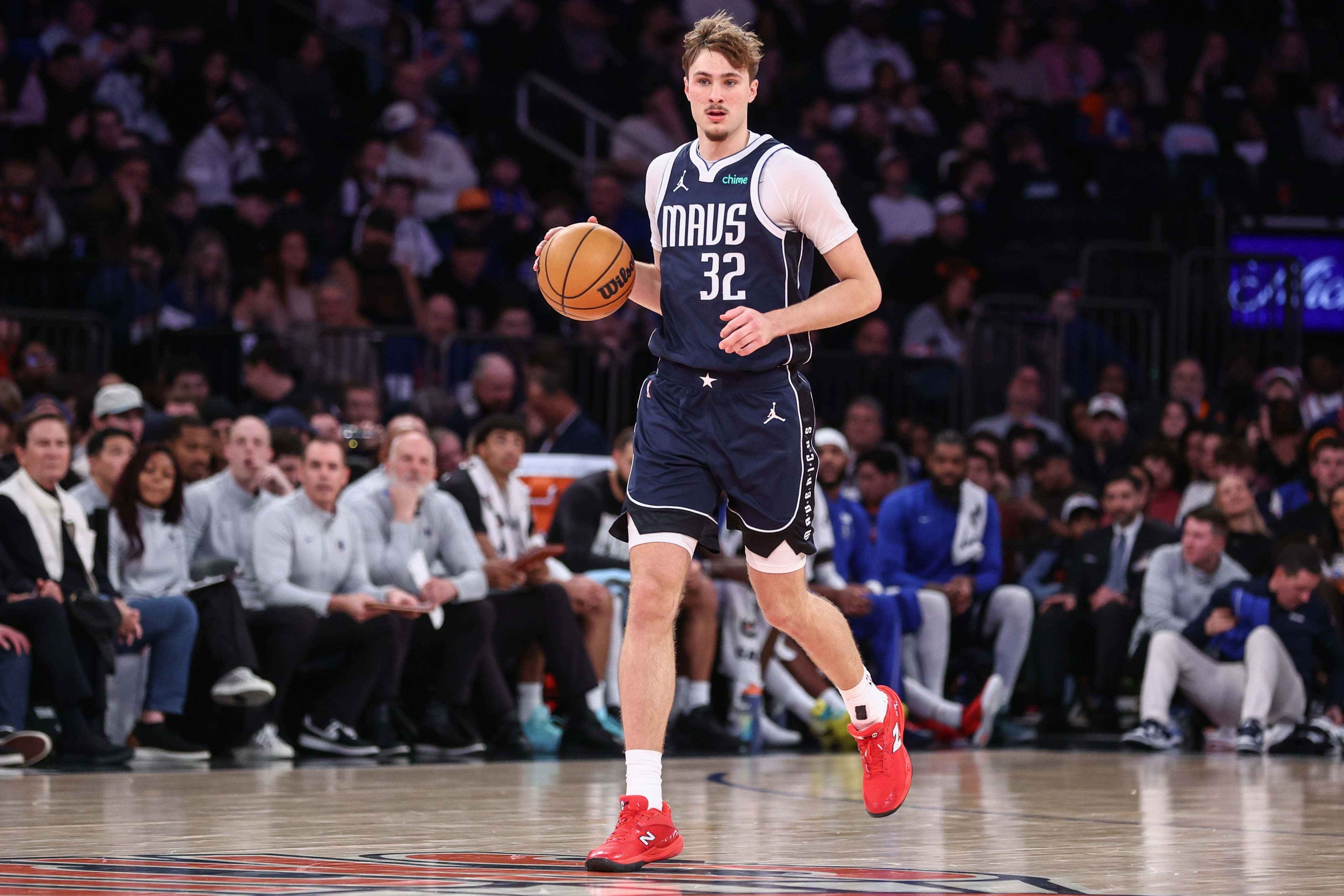 NBA常规赛，独行侠在主场123-115击败勇士。弗拉格出战30分11秒，投篮1