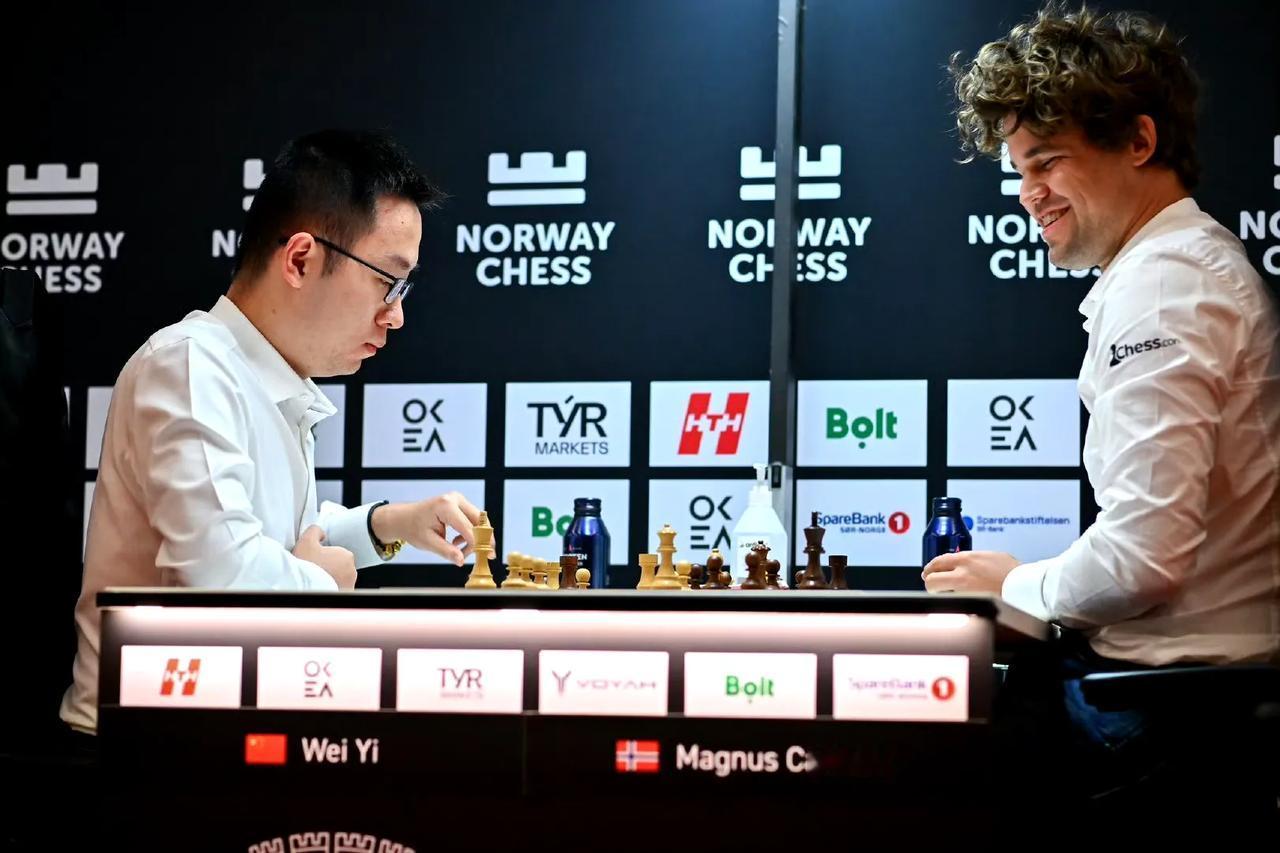 韦奕四胜新老两任世界棋王!

2025年挪威国际象棋大赛于5月26日开始，6月6