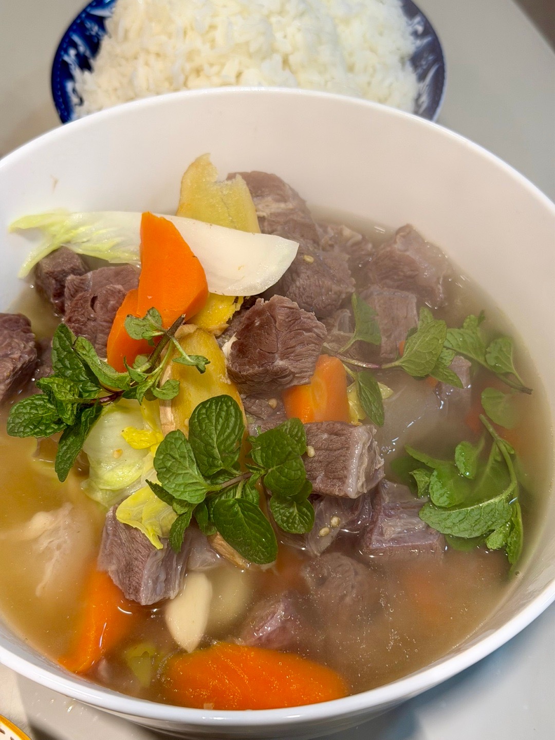 老歌歌词都会唱到平平淡淡才是真啊 真的需要一些年纪才能体会到这一碗对我来讲足够了