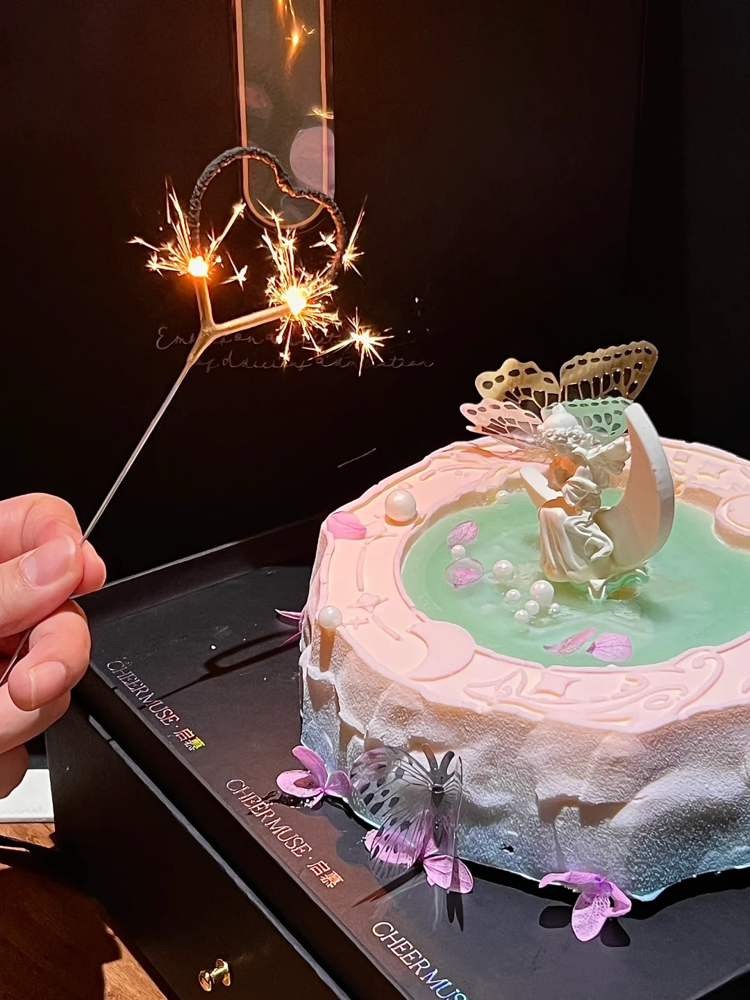 在沈阳买到了人生蛋糕！好梦幻🫧🧚‍♂️🪄🦋
