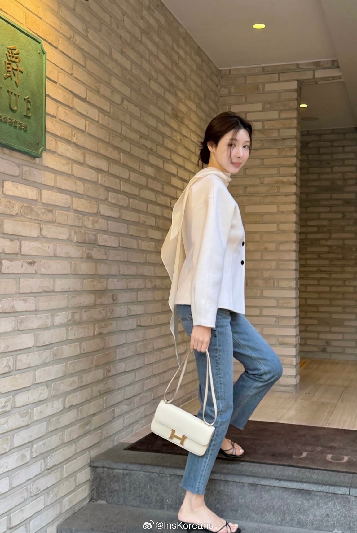 穿搭分享 连续更新第2748天韩国时尚女生日常搭配初十5 元宵节快乐韩系穿搭超能