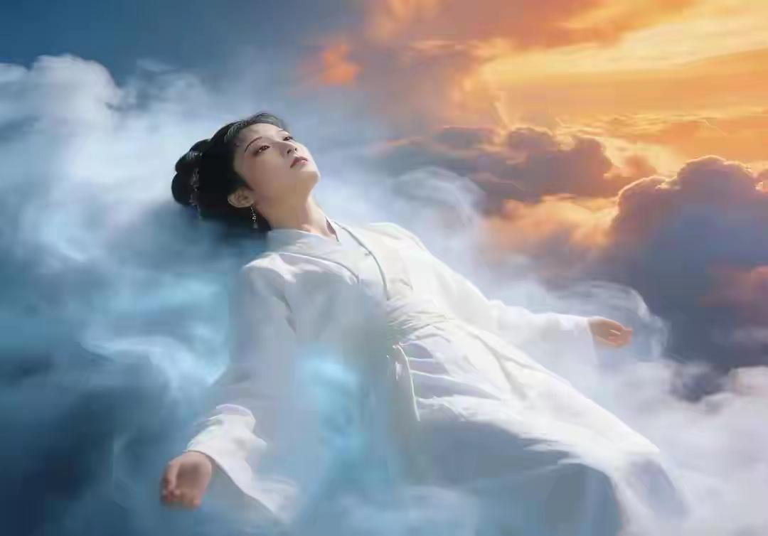 绛珠魂断幽冥界
 
林黛玉闭上眼那一刻，潇湘馆外锣鼓喧天震得窗棂发颤。紫鹃攥着她