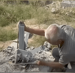 方法不对，就是白费。这玩意儿，就是他锯一天，皆有可能他也拿不走。
你说！他若是能