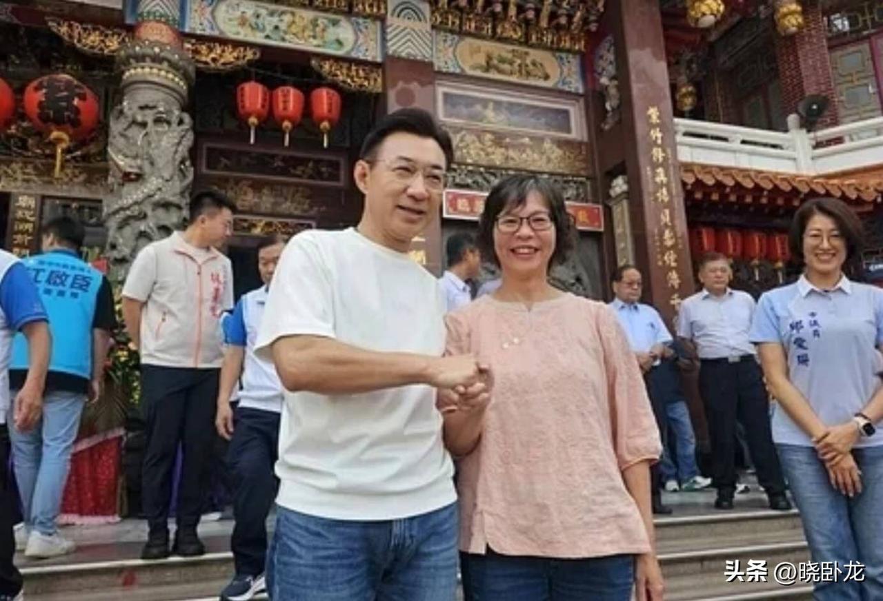 什么？中国台湾省蔡壁如还有“短期出家”一说？而且她只“出家7天”，确实够短的。
