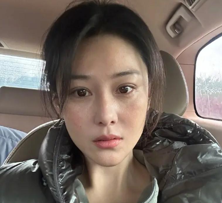 嫁对了人的张馨予，越来越接地气了[吃瓜群众][吃瓜群众]

张馨予称西藏拍戏期间