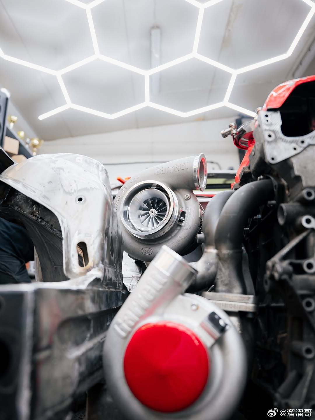 AMG GT 3.2L 直6柴油机 最大支持7bar增压...听起来就很有趣的样