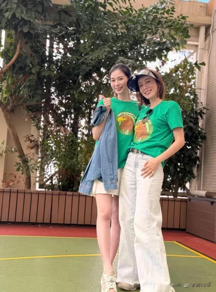 「楊秀惠xhs更新」
多年不見，這位小姐依然keep得非常的好