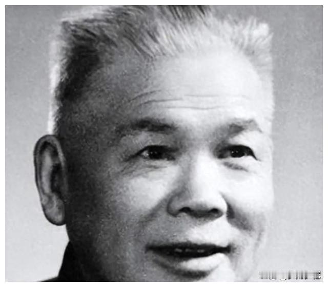 他是黑龙江首任省委书记，主政仅10个月，为何老百姓至今念他的好？
 
他是新中国