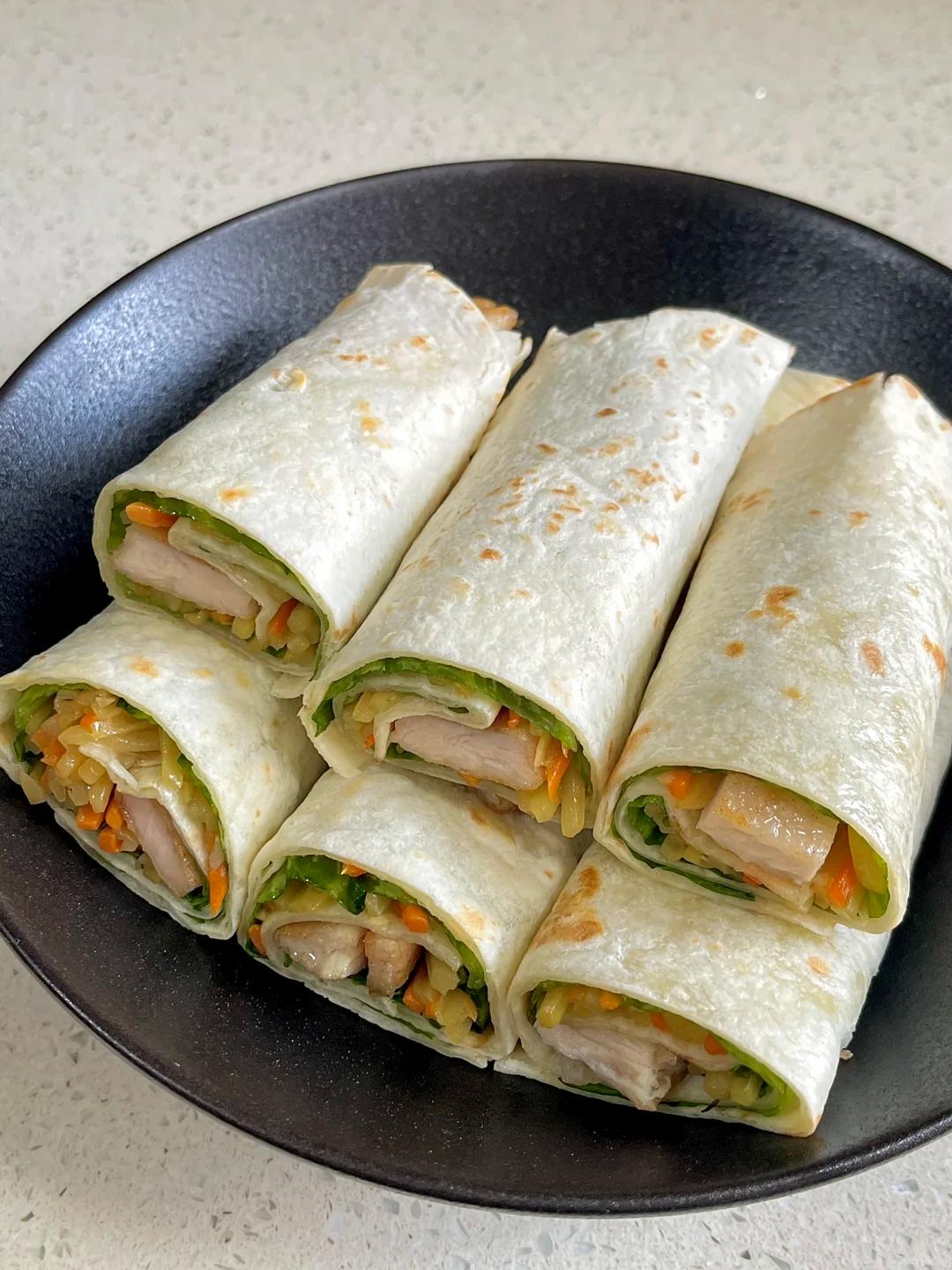 鸡排卷饼，一次吃6个