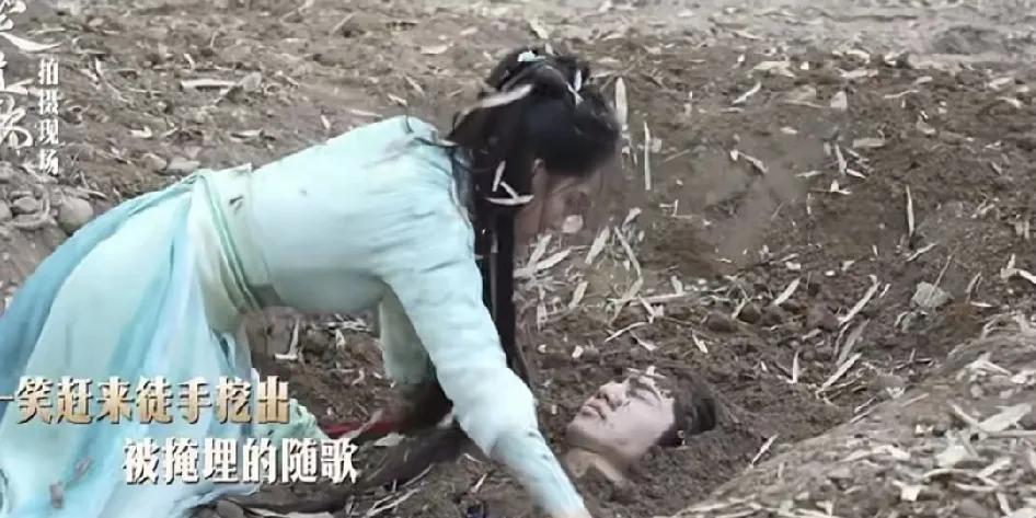 凤随歌真来啊。