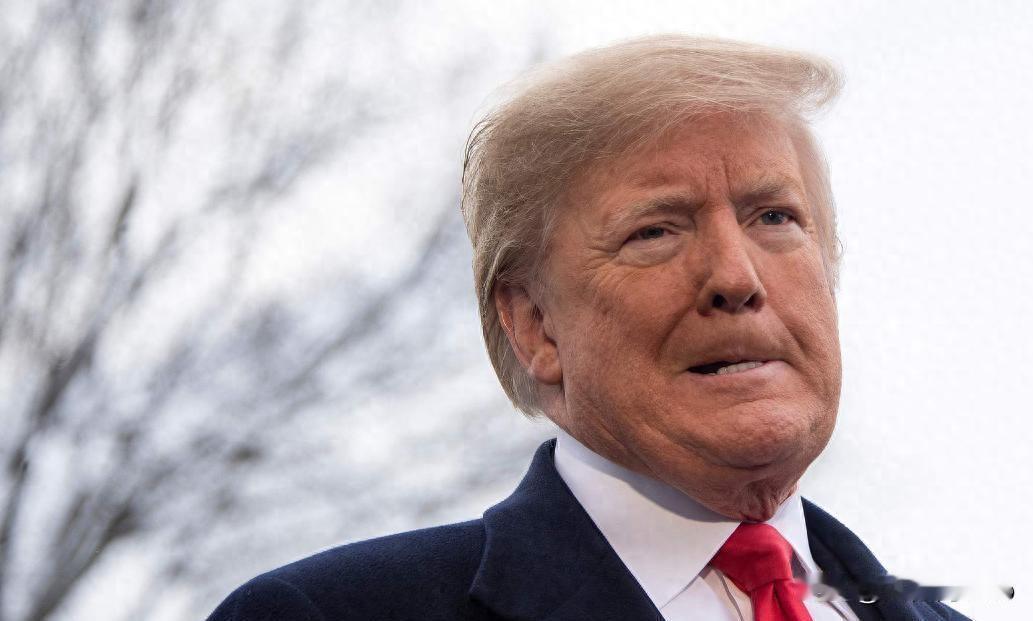 美国突袭委内瑞拉抓走马杜罗，背后竟是为了抢石油？
 
2026年1月3日凌晨，美