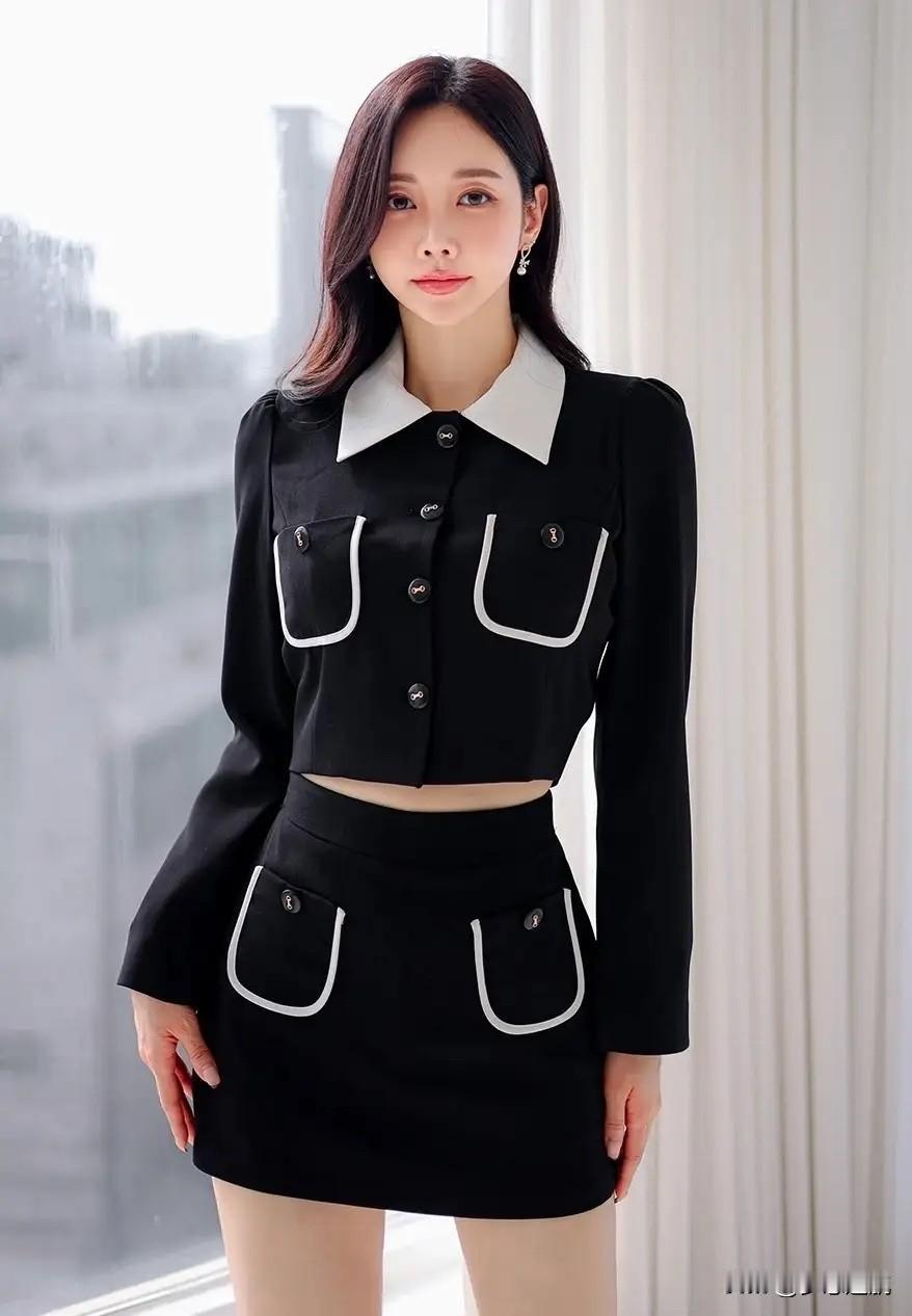 黑衣美人，似水年华。孙允珠 孙允珠极品美图 黑裙美女 黑裙美人 黑衣女孩