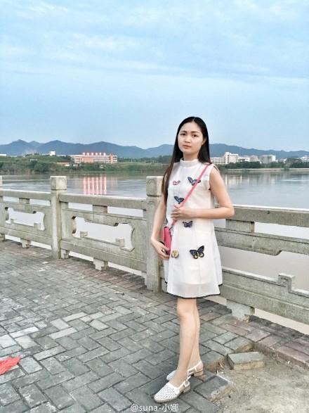 网红主播小娜突然停播半个月，粉丝们都快急疯了？

平时天天准时开播唠嗑的她，咋连