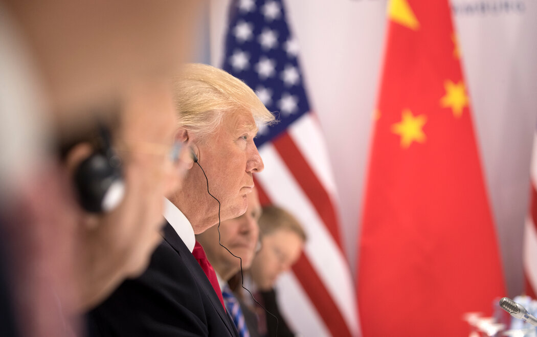 美国前驻俄大使麦克福尔在北京高校交流时指出，当前中美关系与上世纪70年代美苏冷战