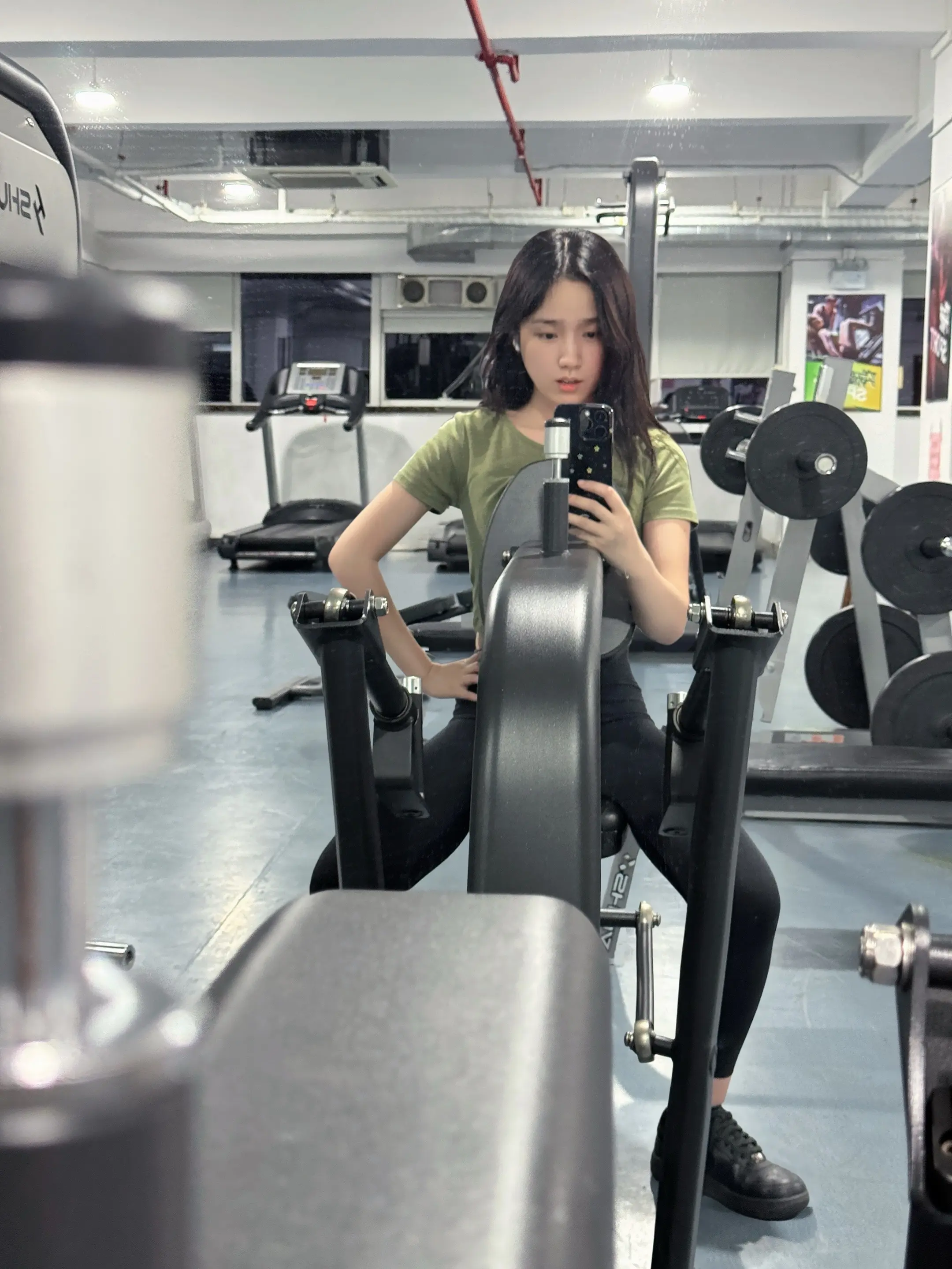 🧋 女孩子就应该学习运动健身 保持上进 不断提升自己 别整天去纠结 ...