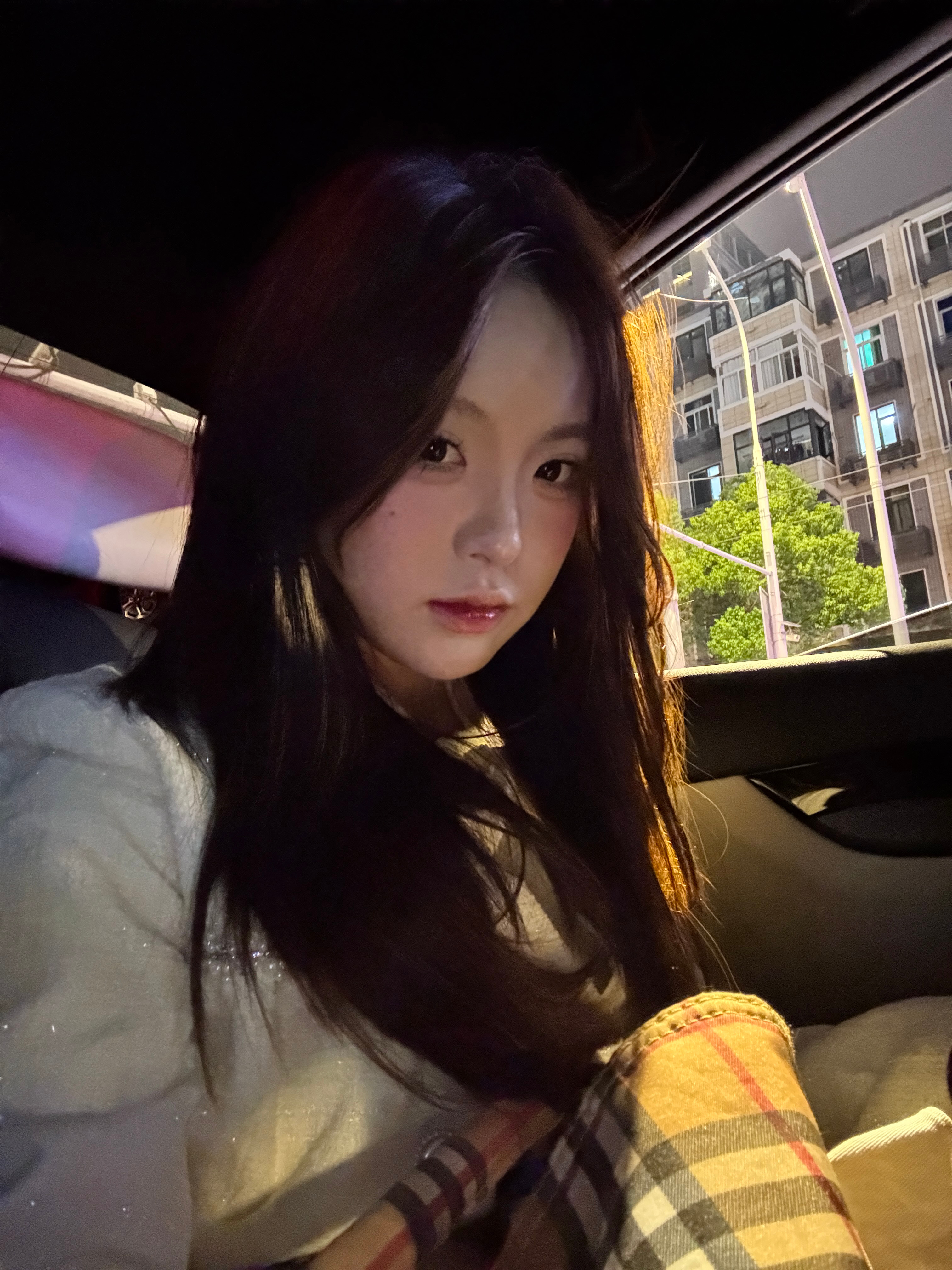 谁让你这么降温的 吹的我鼻涕流 ​​​