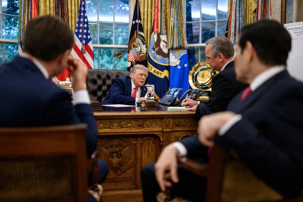 特朗普终极翻车！美国坑盟友，以色列反将一军，把美国拖进中东死局！

自诩 “外交