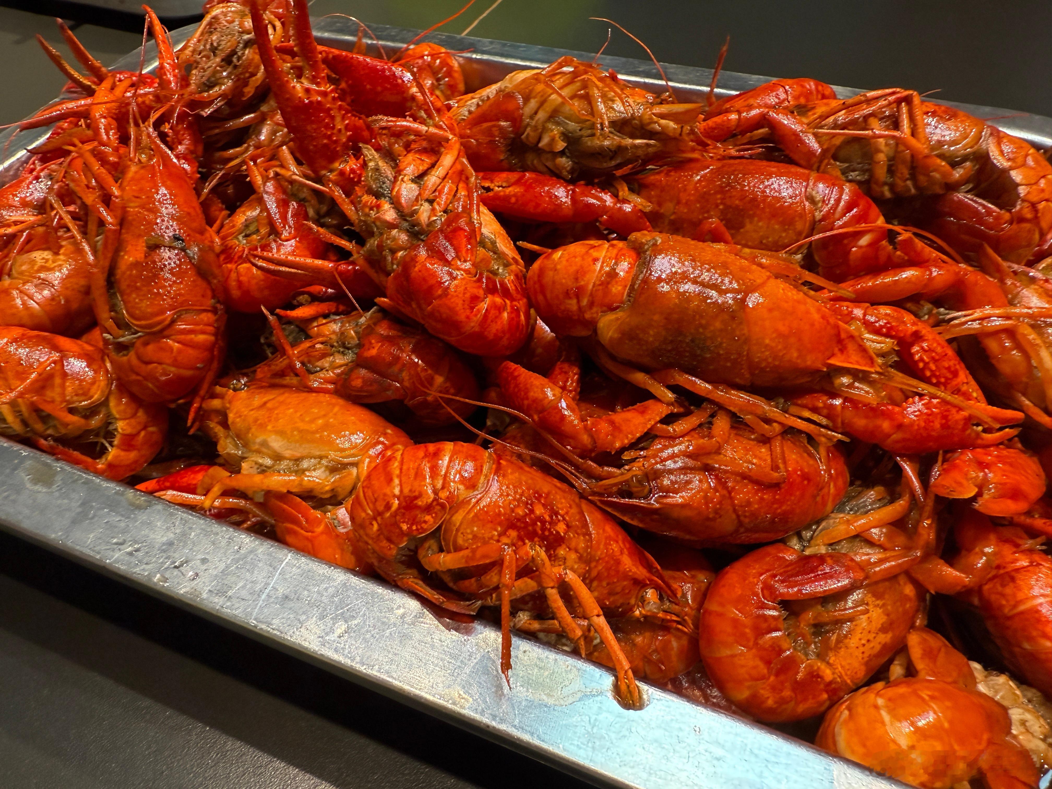 湖北的夏天，就是少不了小龙虾🦞 ​​​