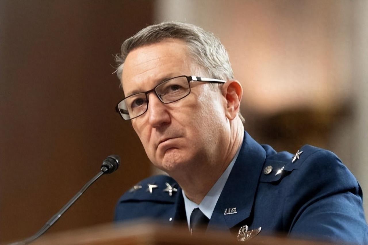 美最高将领劝特朗普冷静：美军这点家底，打了伊朗就没法对付中国

中东局势持续紧绷