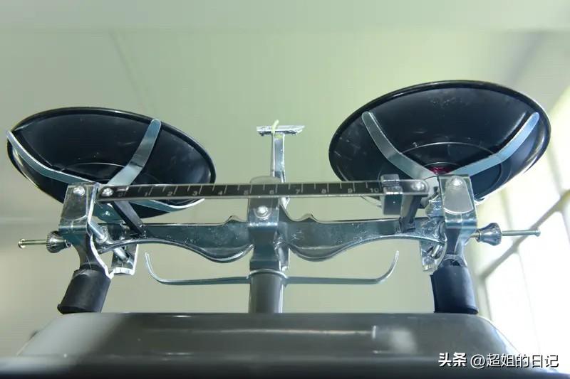 感觉老了以后代谢真是太慢了，对于我这种，一吃就胖的人，真是太不友好了。
我现在的