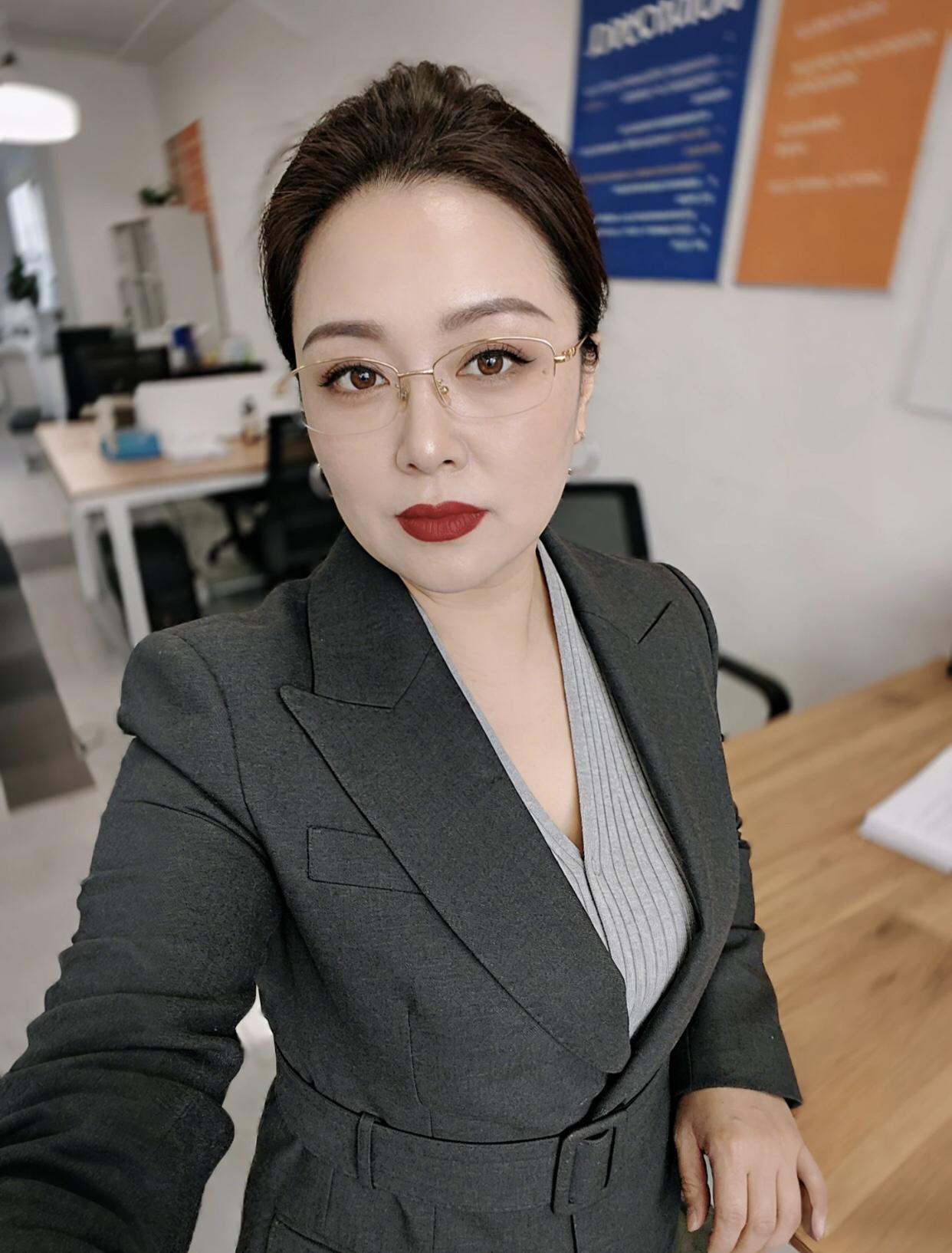 我的今日状态：🥲强颜欢笑
我这里的天气：☀️晴天