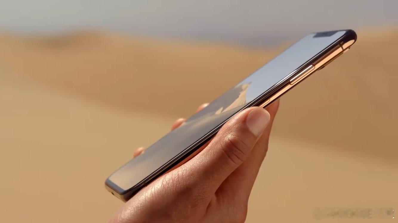 iPhone XS曾是苹果推出过最贵气的一款手机，但昨天苹果宣布它已经过时了。 