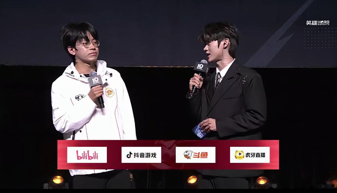 KPL  五场全胜！😲WB这次的表现简直完美，LGDNBW只能望尘莫及。WB五