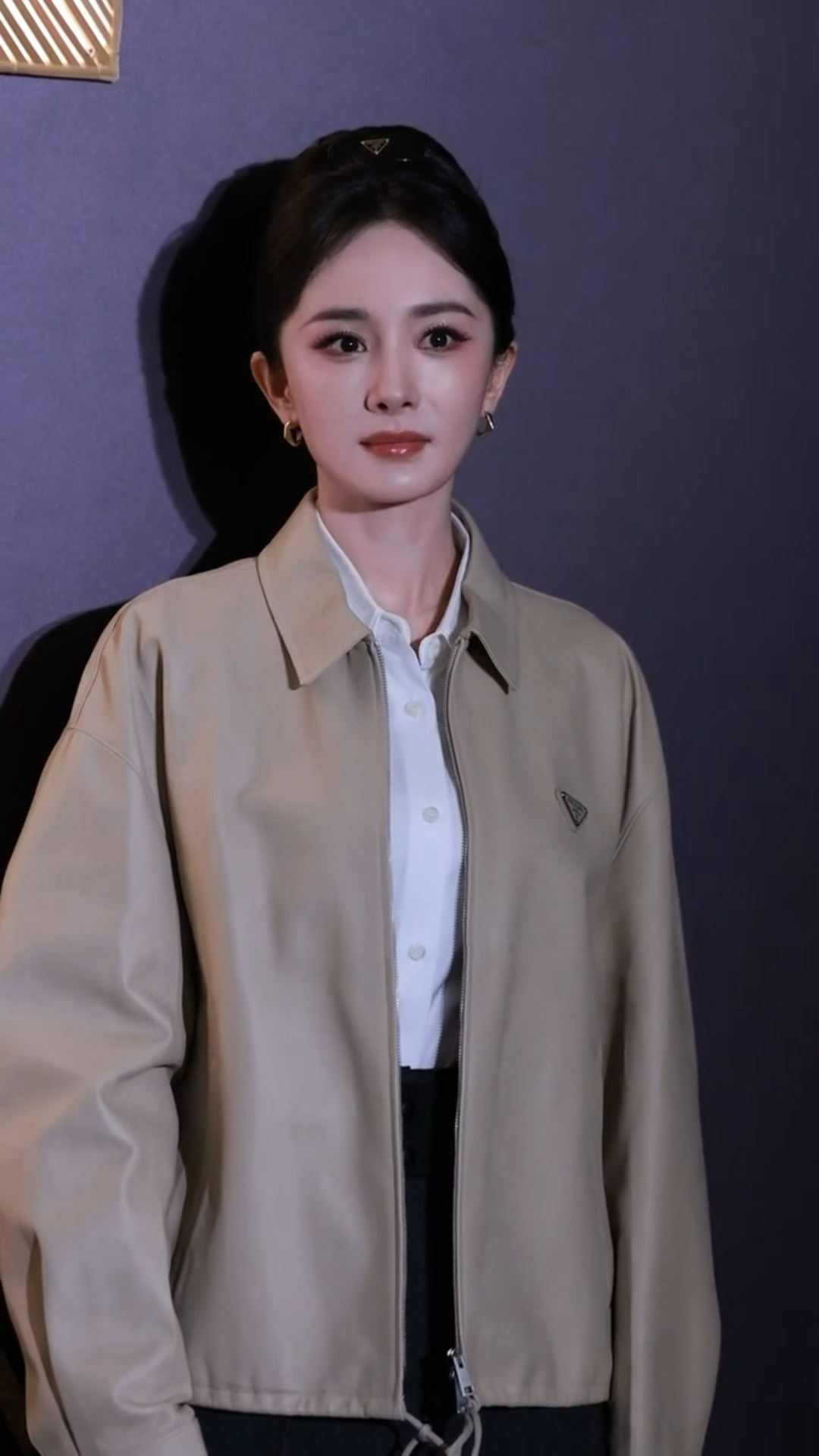 杨幂穿Prada的女王👸🏻 杨幂穿Prada亮相线下活动