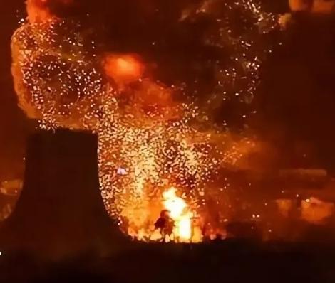 【美国如果轰炸民用设施，伊朗怎么办】
        如果美国轰炸伊朗民用设施，