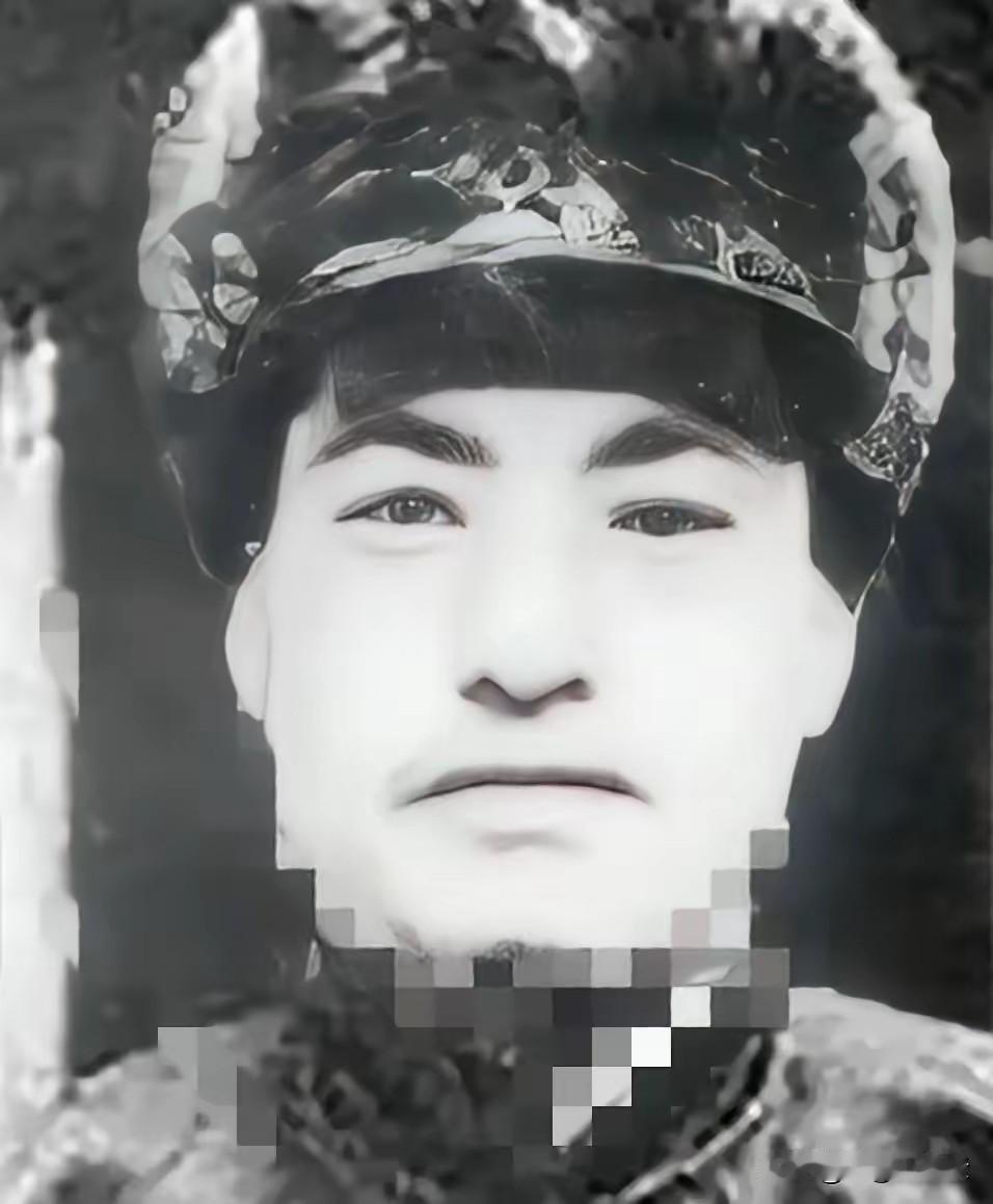 他是马步芳悍将，手上沾满战血，却冒死违抗屠俘令，救下二百余名红军将士
 
他是马
