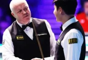 我昨天跟赵心童进行了一场毫无悬念的比赛。他就是这项运动的天才选手，我跟他根本不是