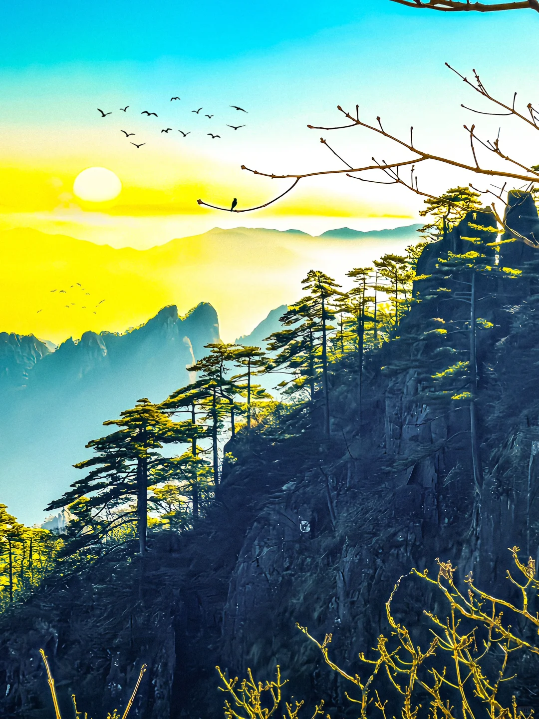 迄今为止，我爬过最震撼的山出现了❗️❗️