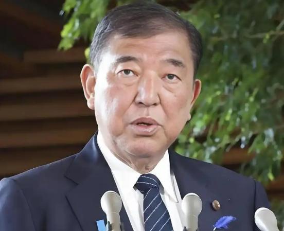 日本为何总要赌国运侵华？很多人以为是军国主义。错了！真相是，网传日本前首相石破茂