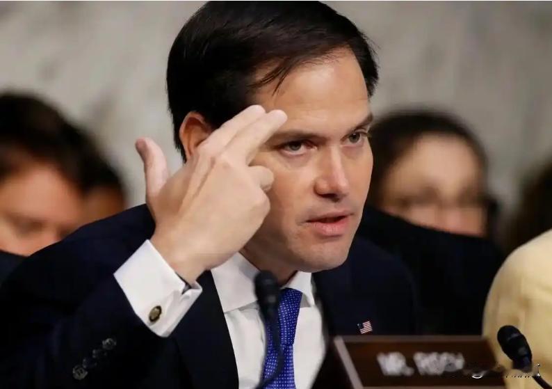 加沙战火难停下来了。记者采访卢比奥时，他对记者气愤的说，应该把哈马斯全部消灭，他