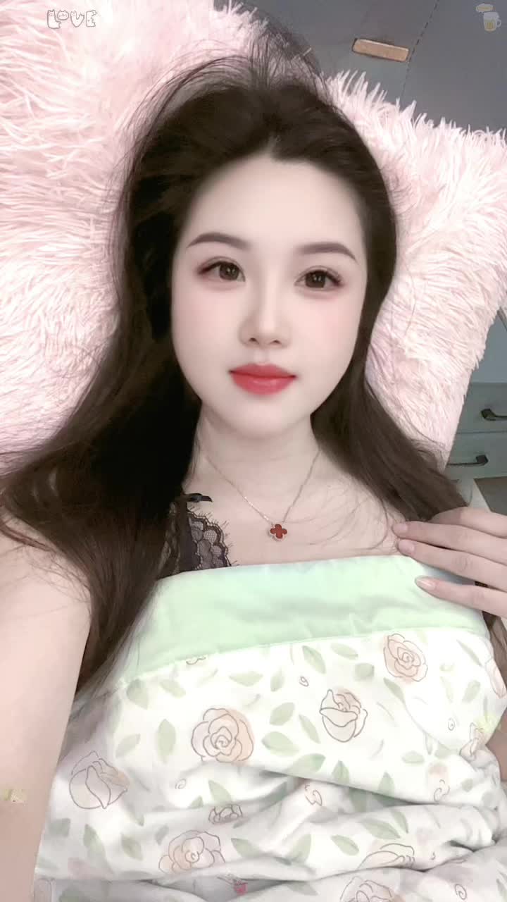 新的一天，好好上班 不发脾气  只想赚点生活费💵