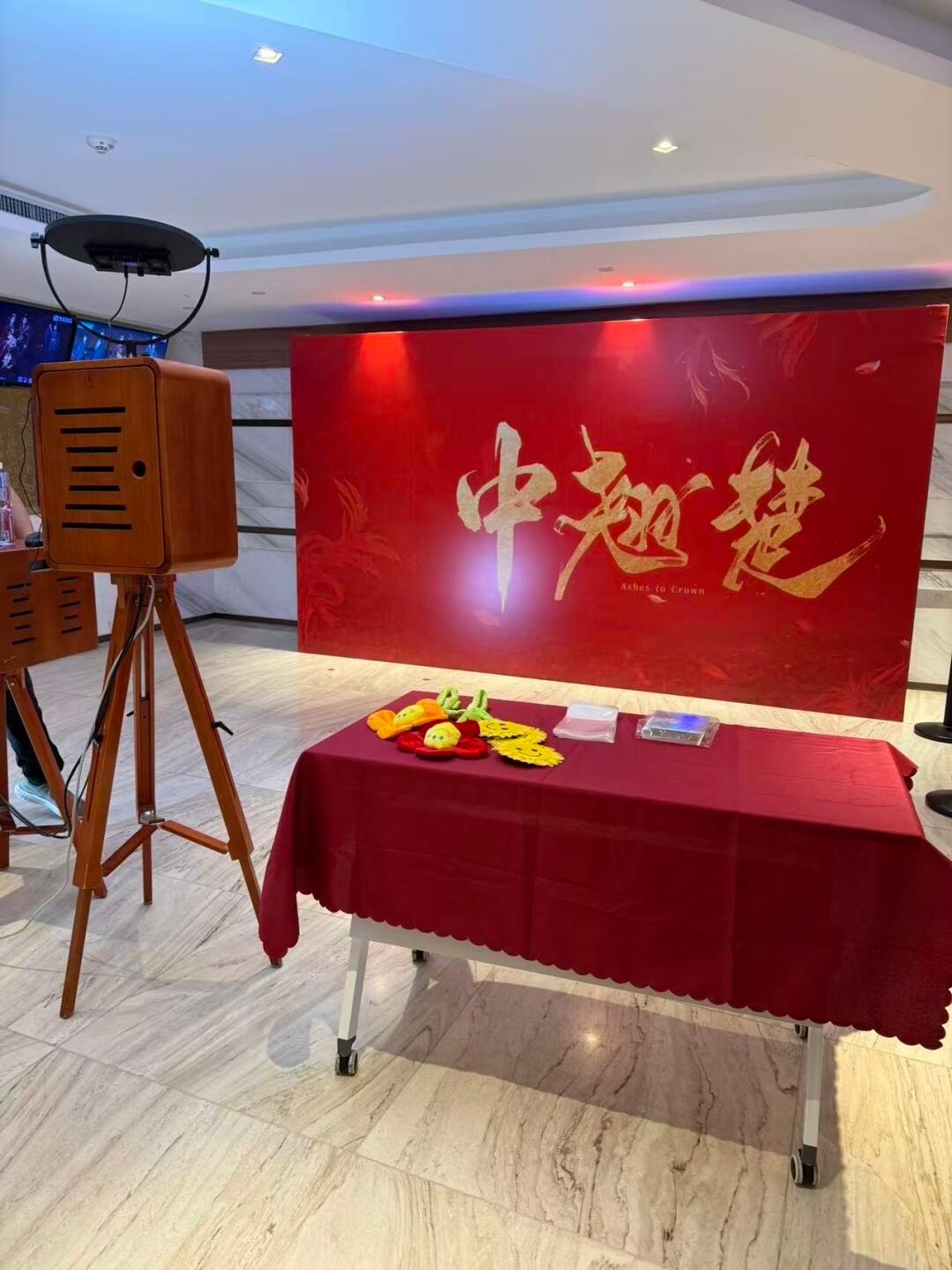 全世界最尊重高考生的剧出现了剧集翘楚见过卷档期的，没见过卷“尊重考生”的。《翘楚